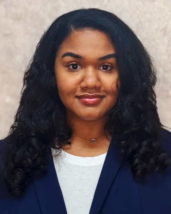 Elizabeth Sam Headshot LSU Health Scholarship Recipient
